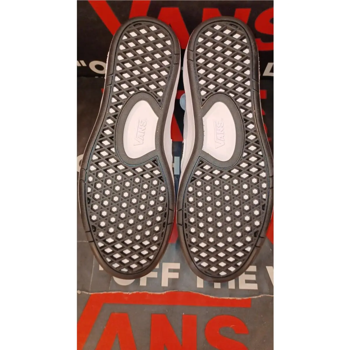 Vans shoes - VANS Lowland - Lowland - VN0A4TZY9O9 - White (UPC: 195439324879) 9