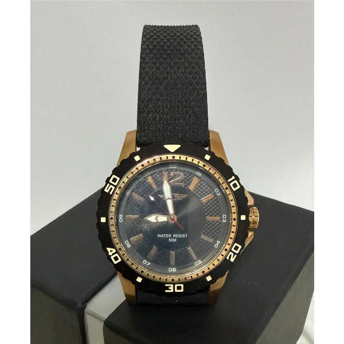 Invicta Brass & I By Invicta Men`s Brass Black Watch IBI10008-002