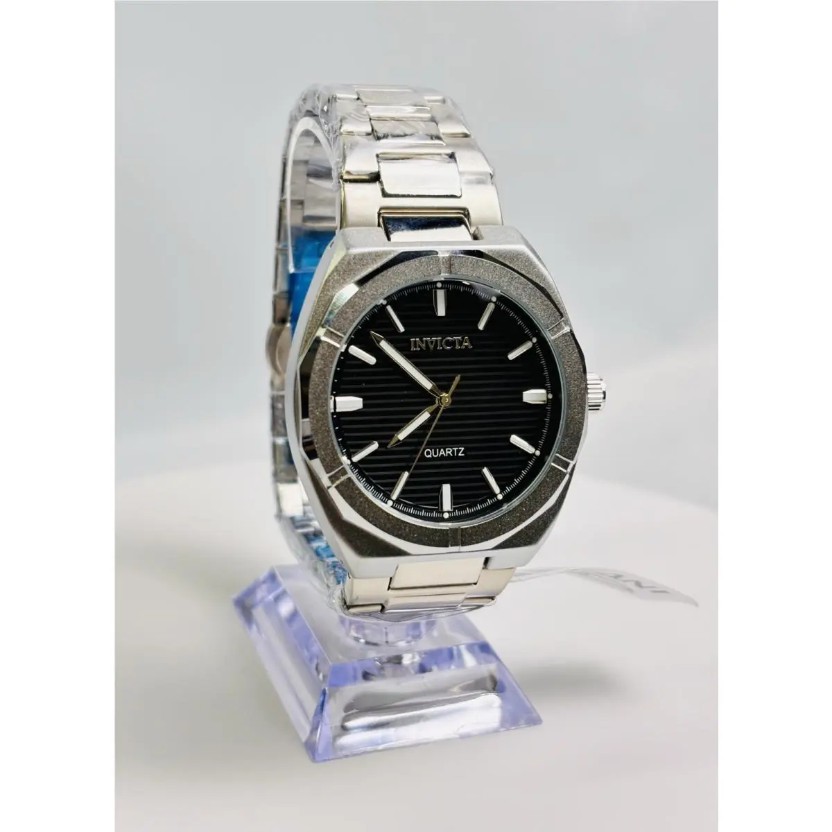 69210 Men’s Stainless Steel Quartz Watch -black Dial by Invicta