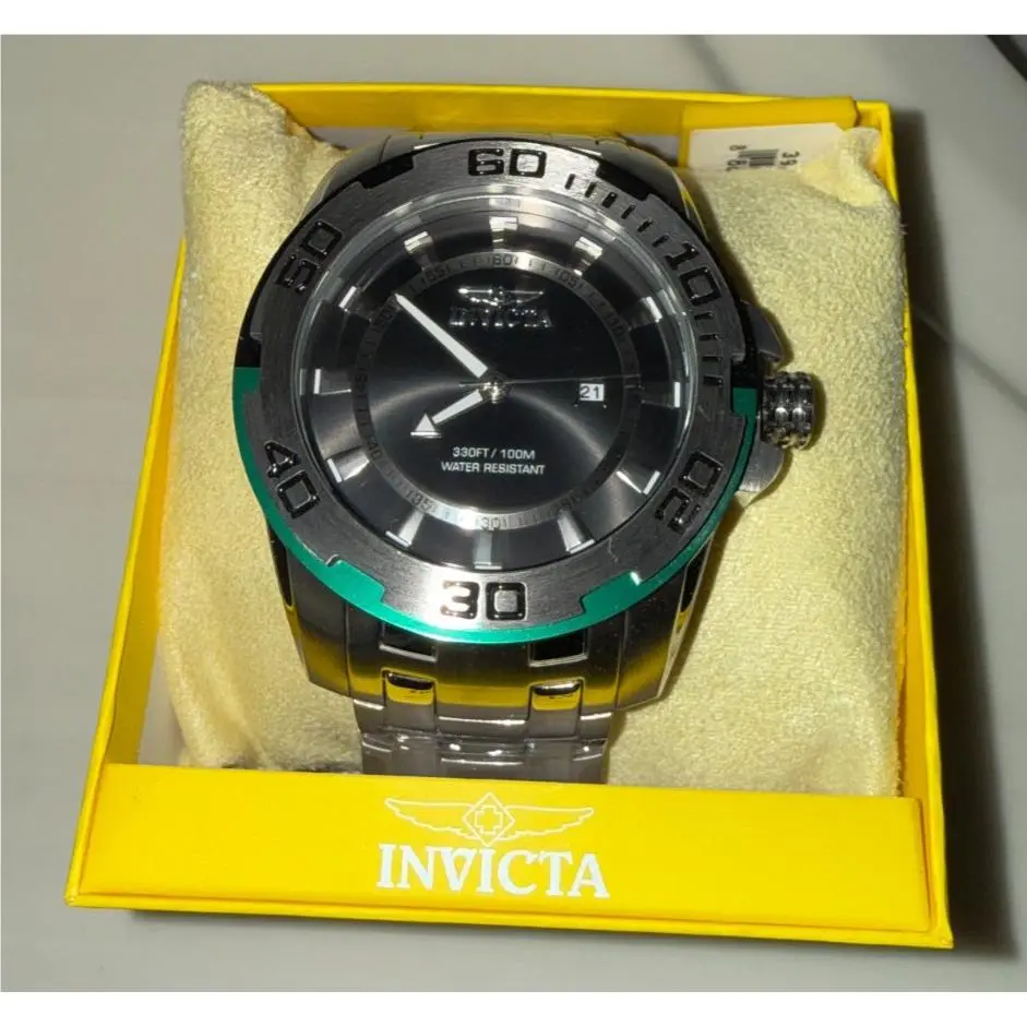 39116 Pro Diver Men`s 50mm Black Sunray Date Dial Silver Link Wristwatch by Invicta