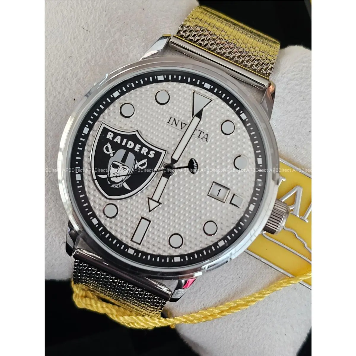 Invicta - Nfl - Las Vegas Raiders - Licensed Nfl Mesh SS Bracelet Mens Watch