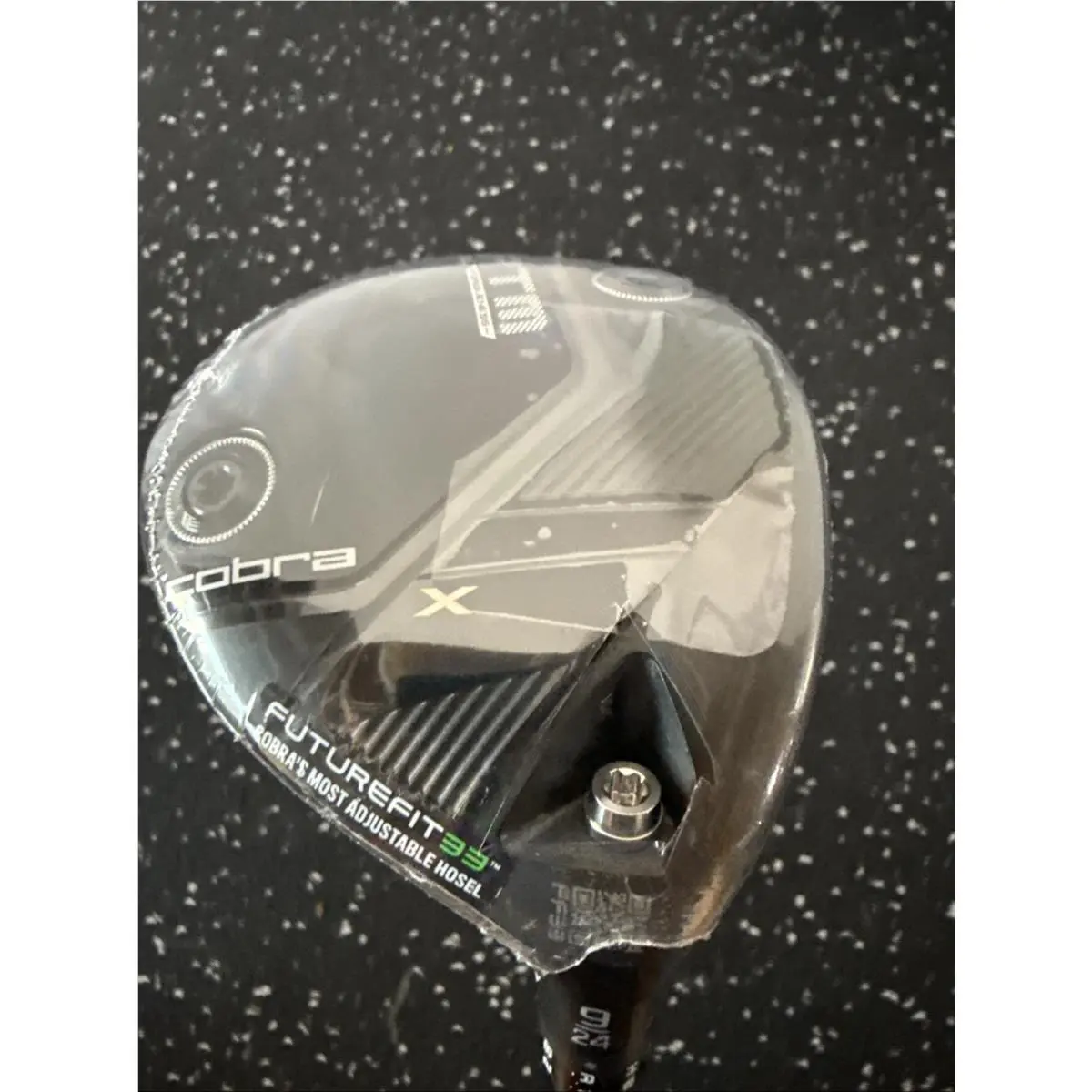 Cobra Optm X 24° Fairway 9 Wood Kai`li 60g Regular Flex RH 8131 + HC