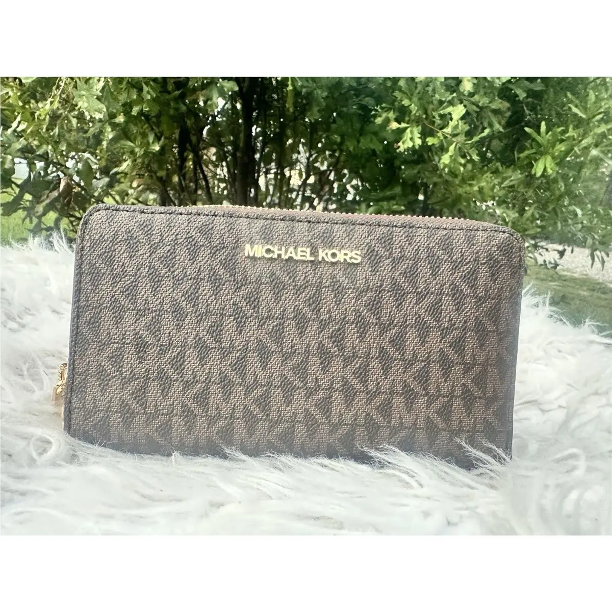 Jet Set Travel Large Wallet Brown by Michael Kors