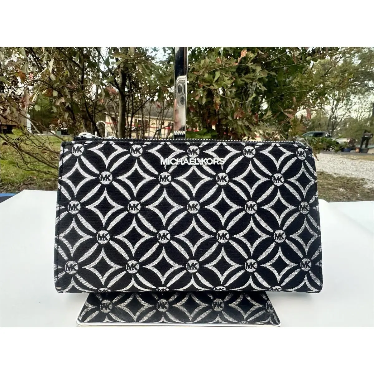 Michael Kors Jet Set Double Zip Wallet Black Silver