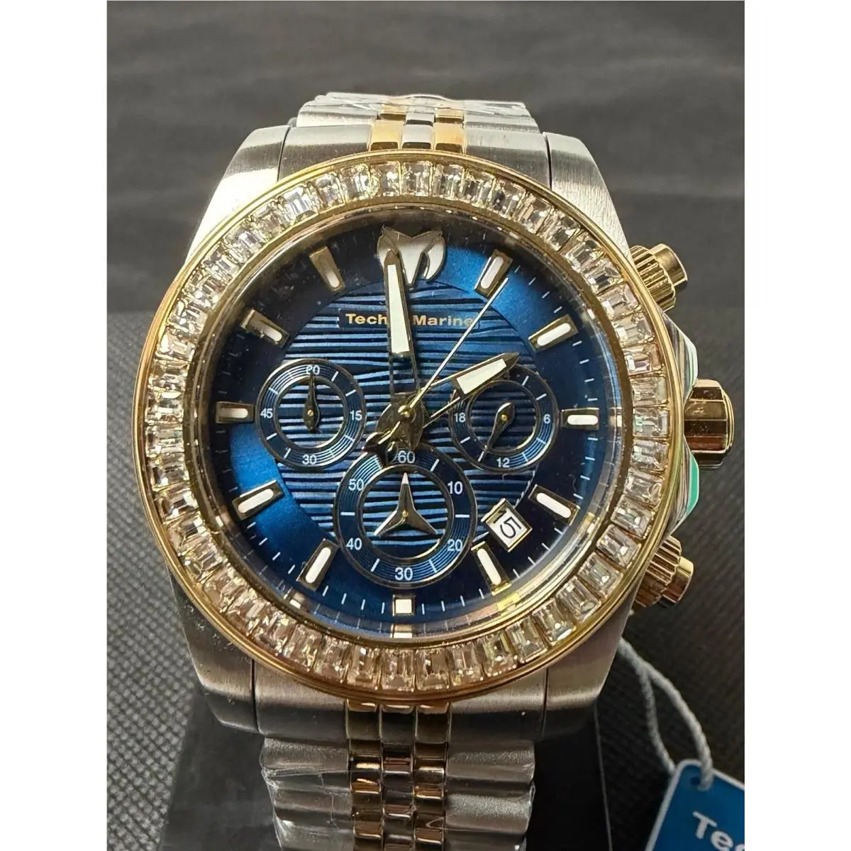 Technomarine Men`s Manta Ray 42mm Quartz Watch Blue Dial TM-222019 19