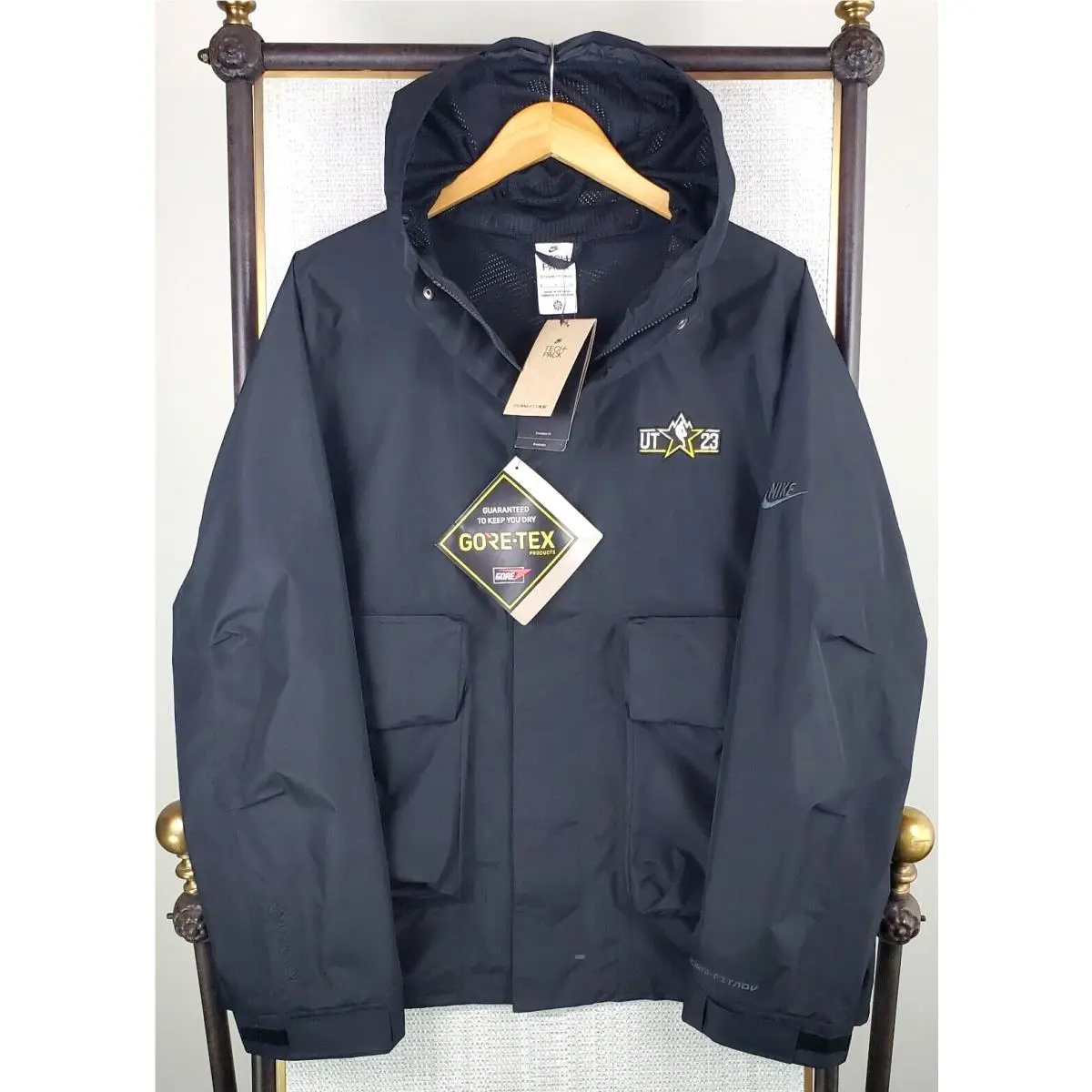Nike clothing - golf casual jacket coat windbreaker swoosh nike fit full zip waterproof windproof vintage performance sportswear wicking breathable 2023 nba all star game storm fit advanvced goretex gore tex salt - Black 2