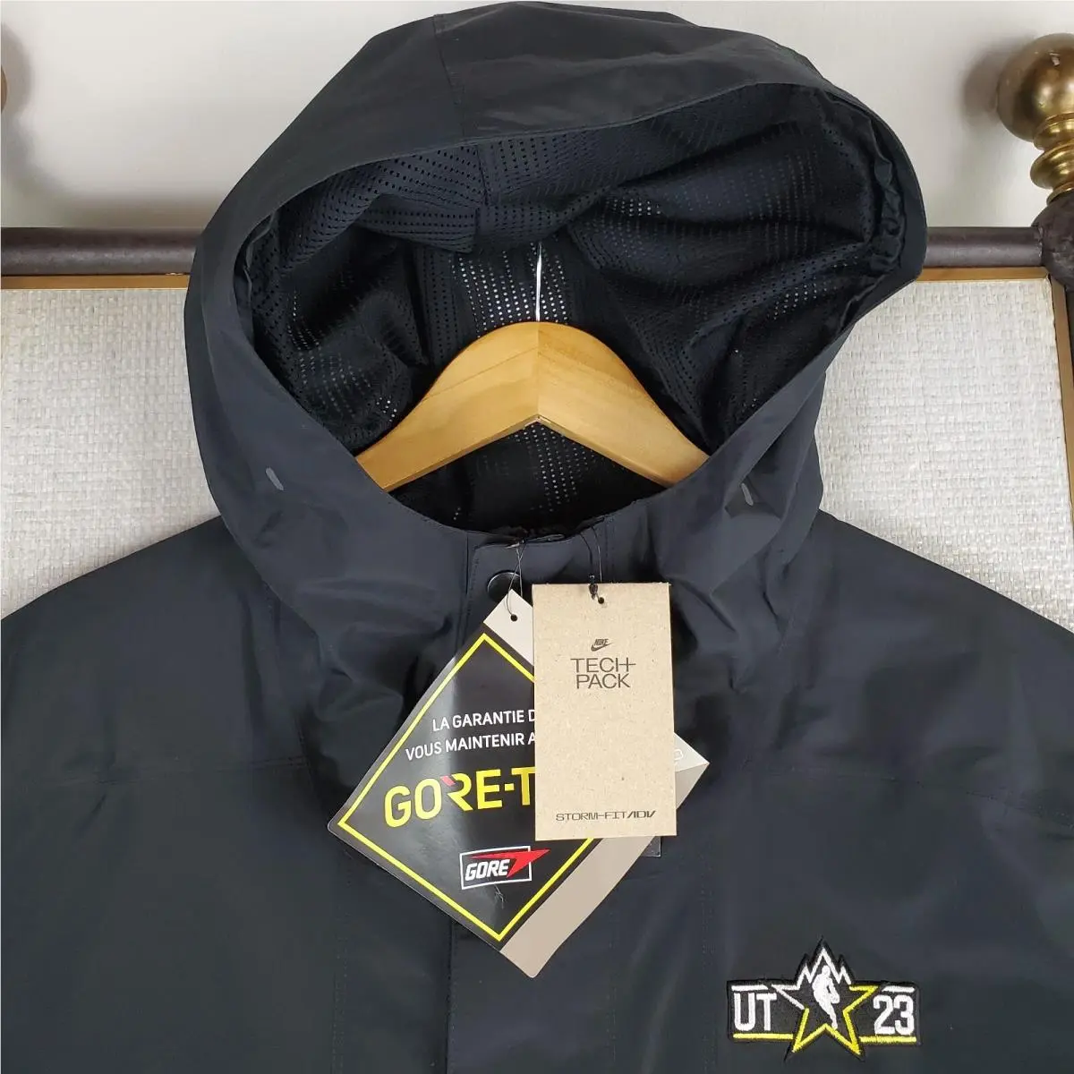 Nike clothing - golf casual jacket coat windbreaker swoosh nike fit full zip waterproof windproof vintage performance sportswear wicking breathable 2023 nba all star game storm fit advanvced goretex gore tex salt - Black 18