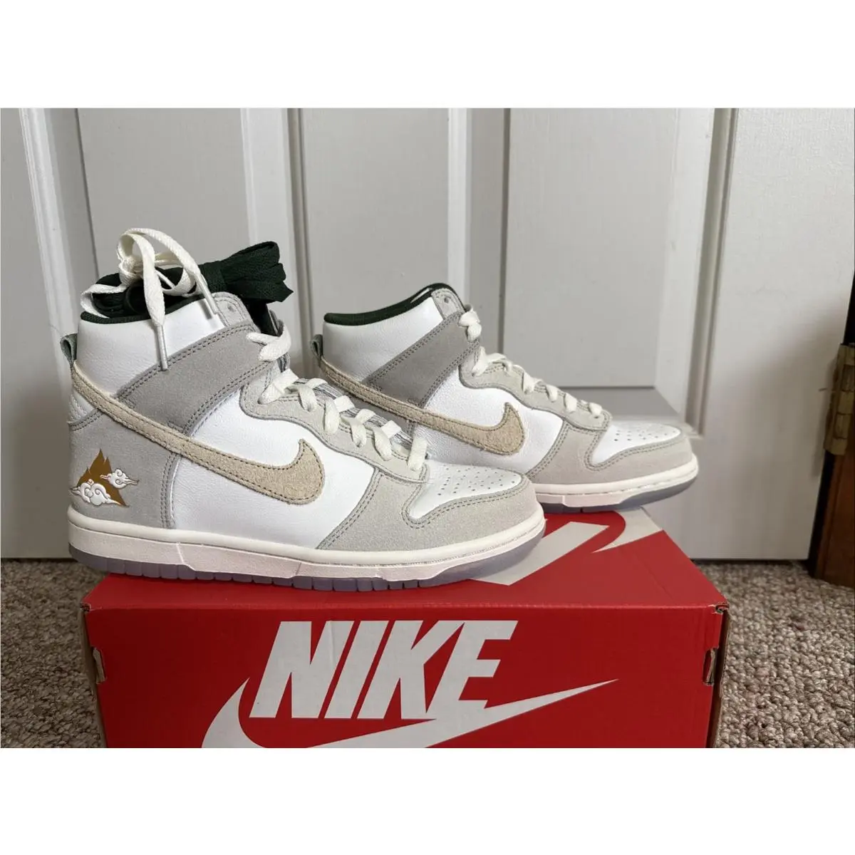 FD1024-100 Youth  Dunk High GS Summit White/desert Ore 5Y by Nike