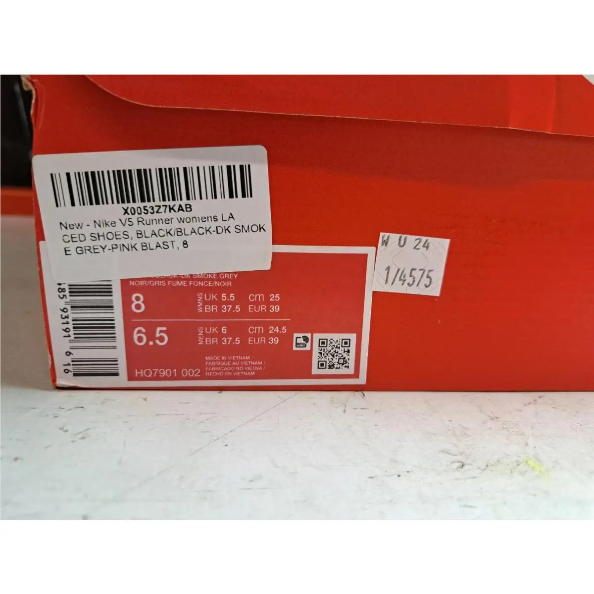 Nike shoes - Black 4