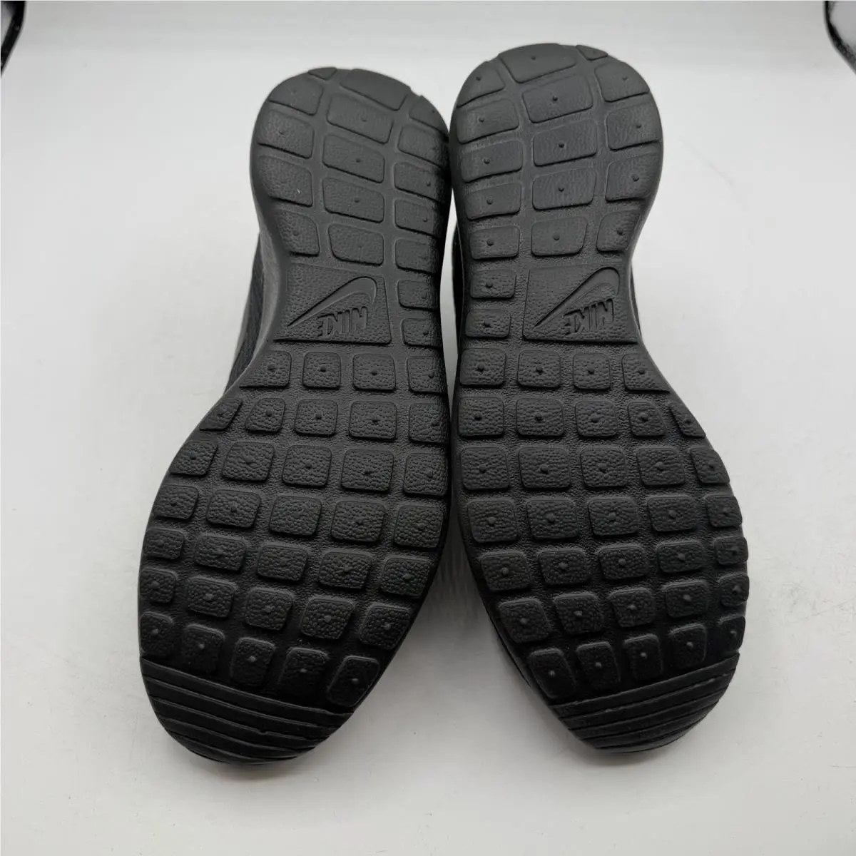 Nike shoes - Nike Roshe One - Roshe One - 511882-096 - Black 8