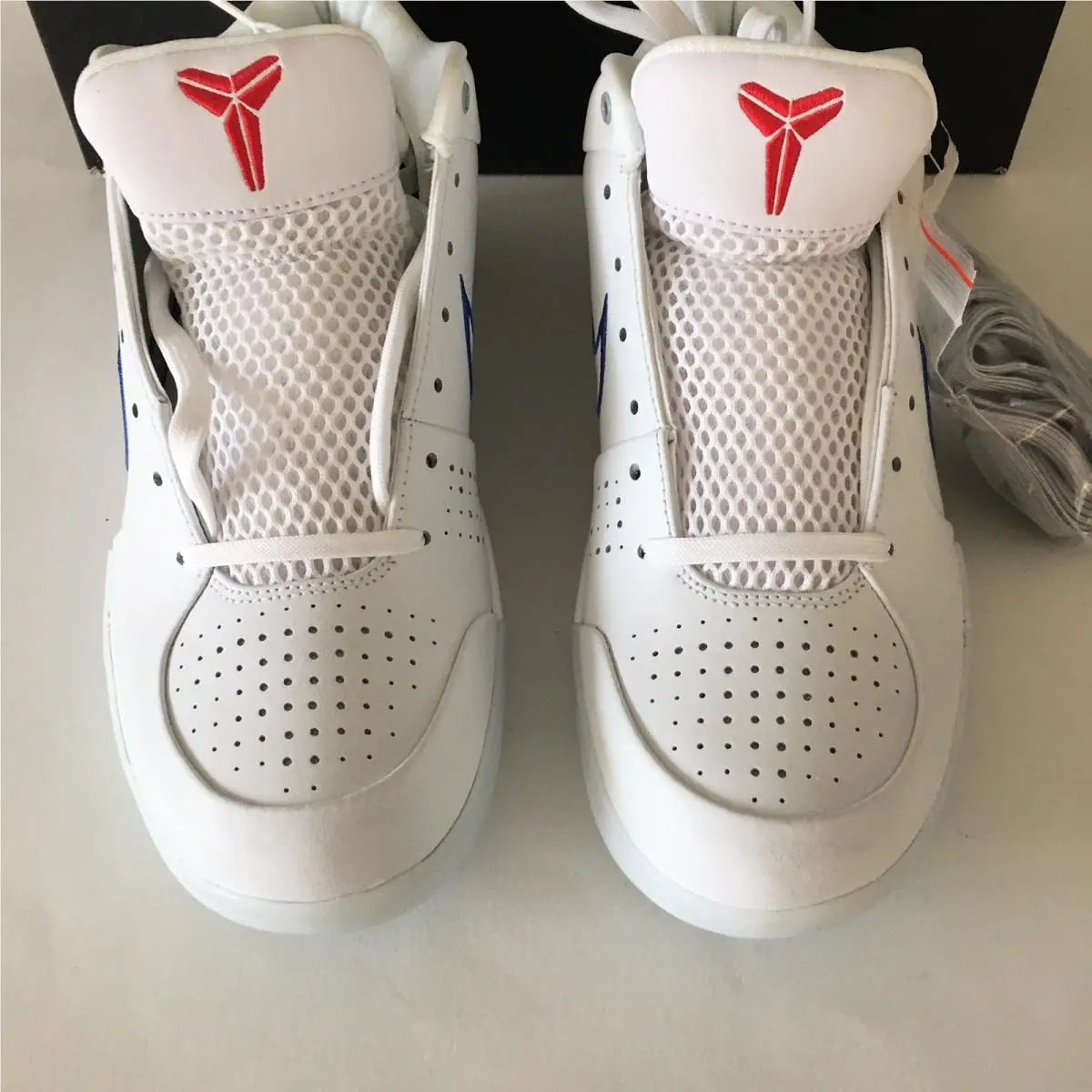 Nike shoes - Nike Kobe 4 - Kobe - White (UPC: 0198958882622) 0