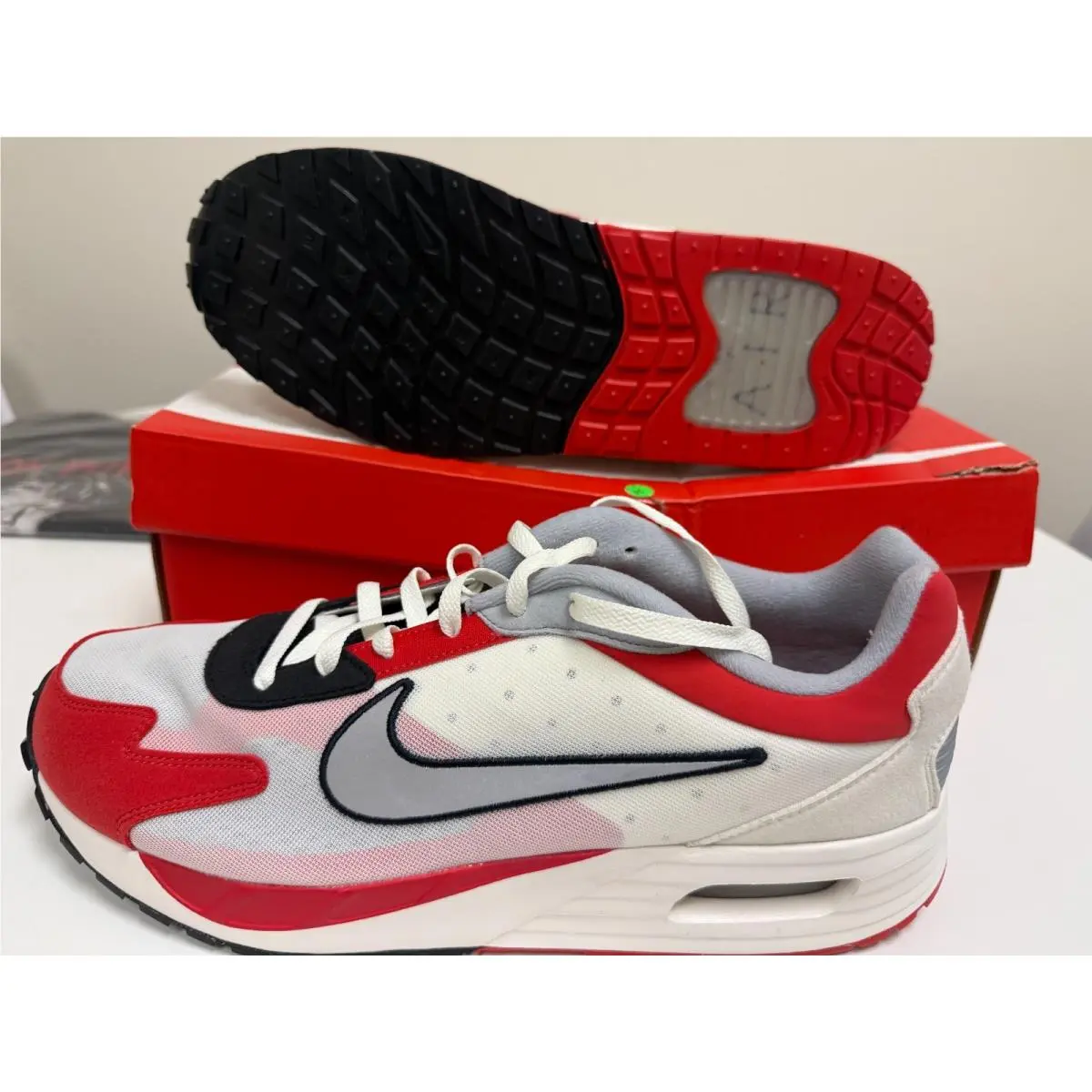 Nike shoes - Nike Air Max Solo - Air Max Solo - White 2