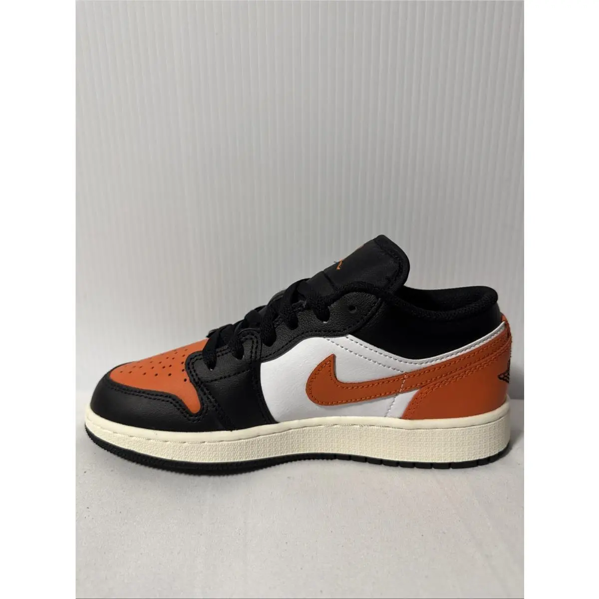 Nike shoes - Air Jordan 1 - Air - Black 0