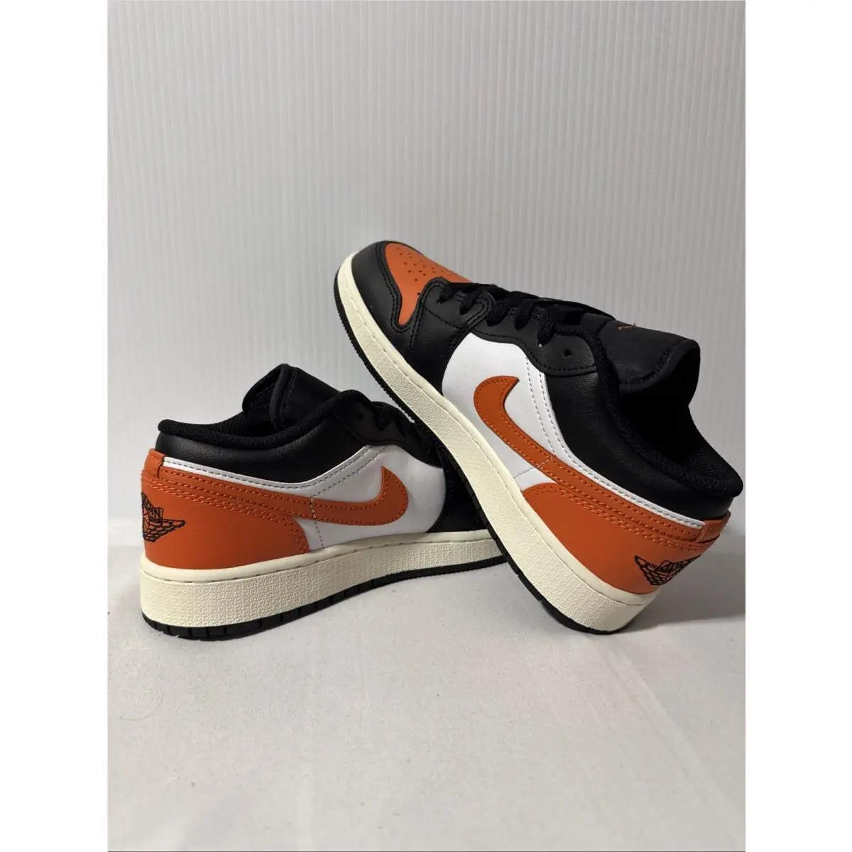 Nike shoes - Air Jordan 1 - Air - Black 6