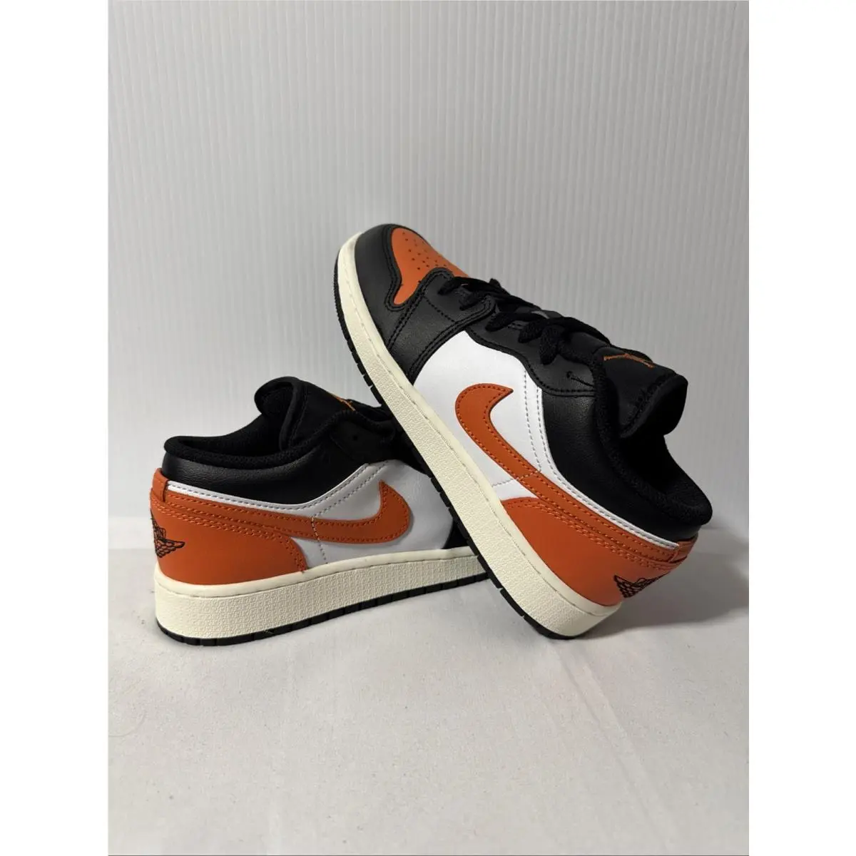 Nike shoes - Air Jordan 1 - Air - Black 7