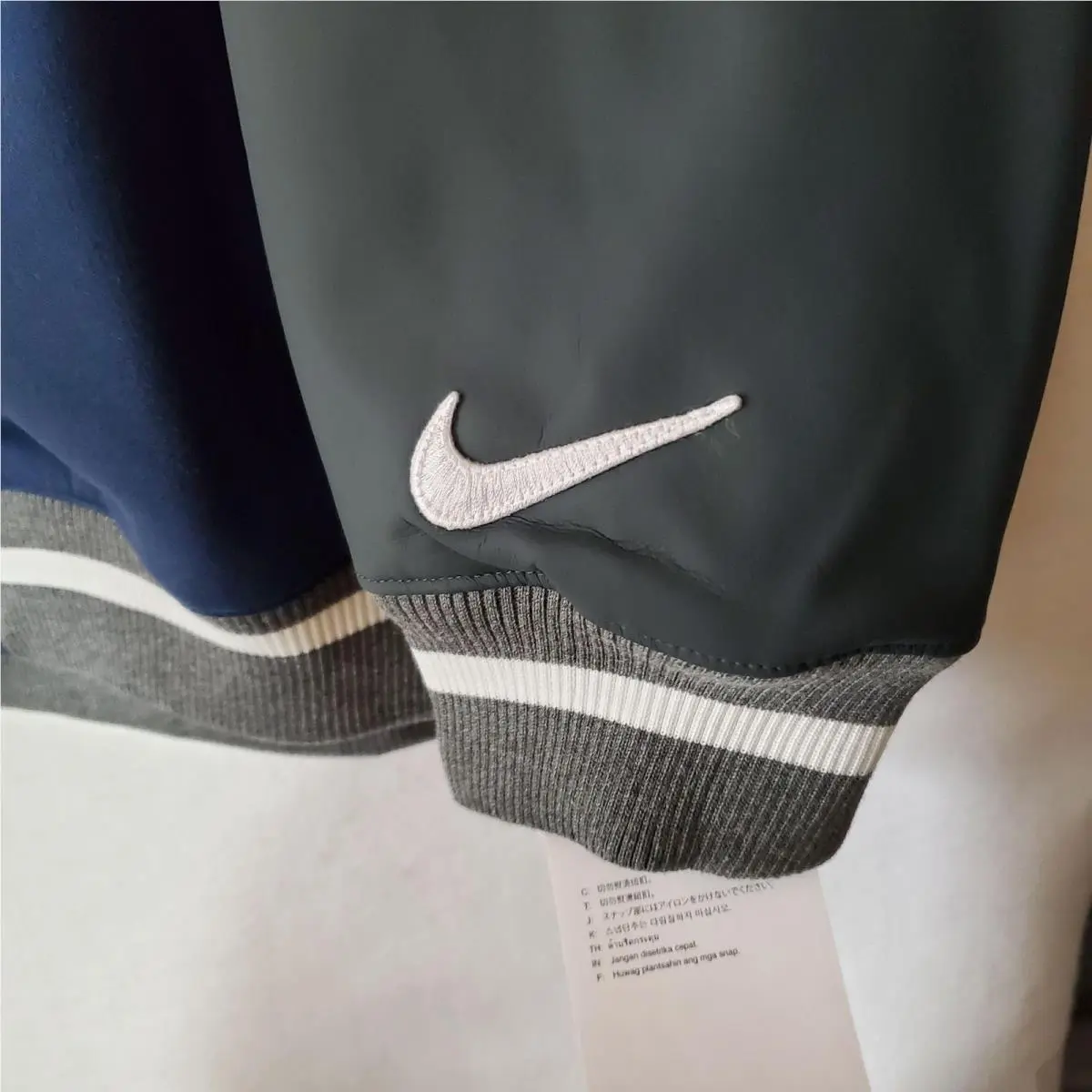 Nike clothing - Nike DJ5971-419 - Blue 4