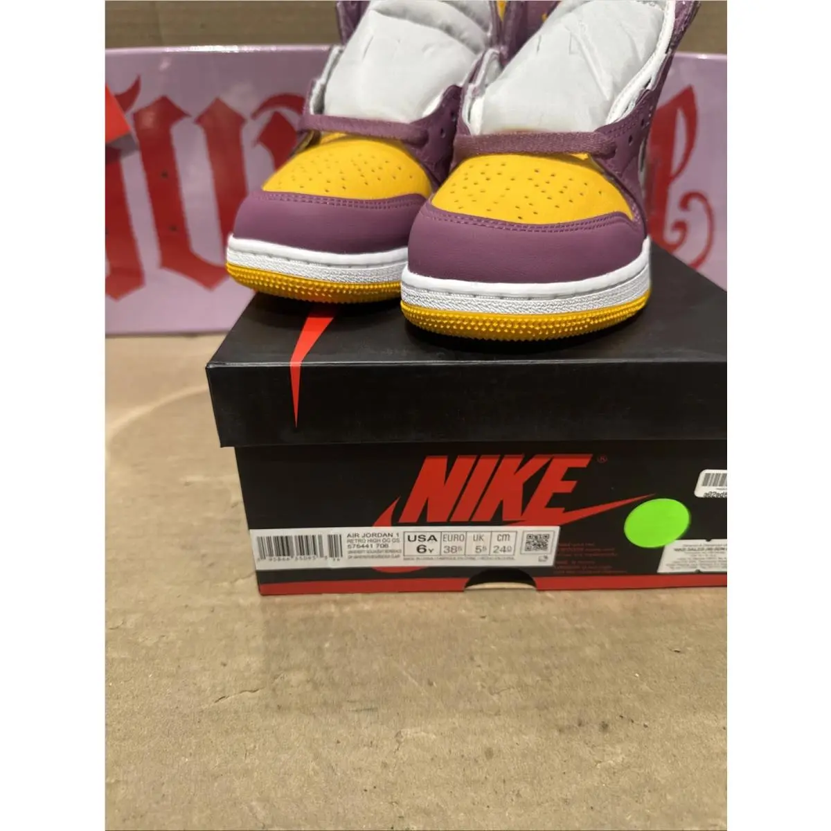 Nike shoes - Air Jordan 1 - Air - Purple, Yellow, White 3
