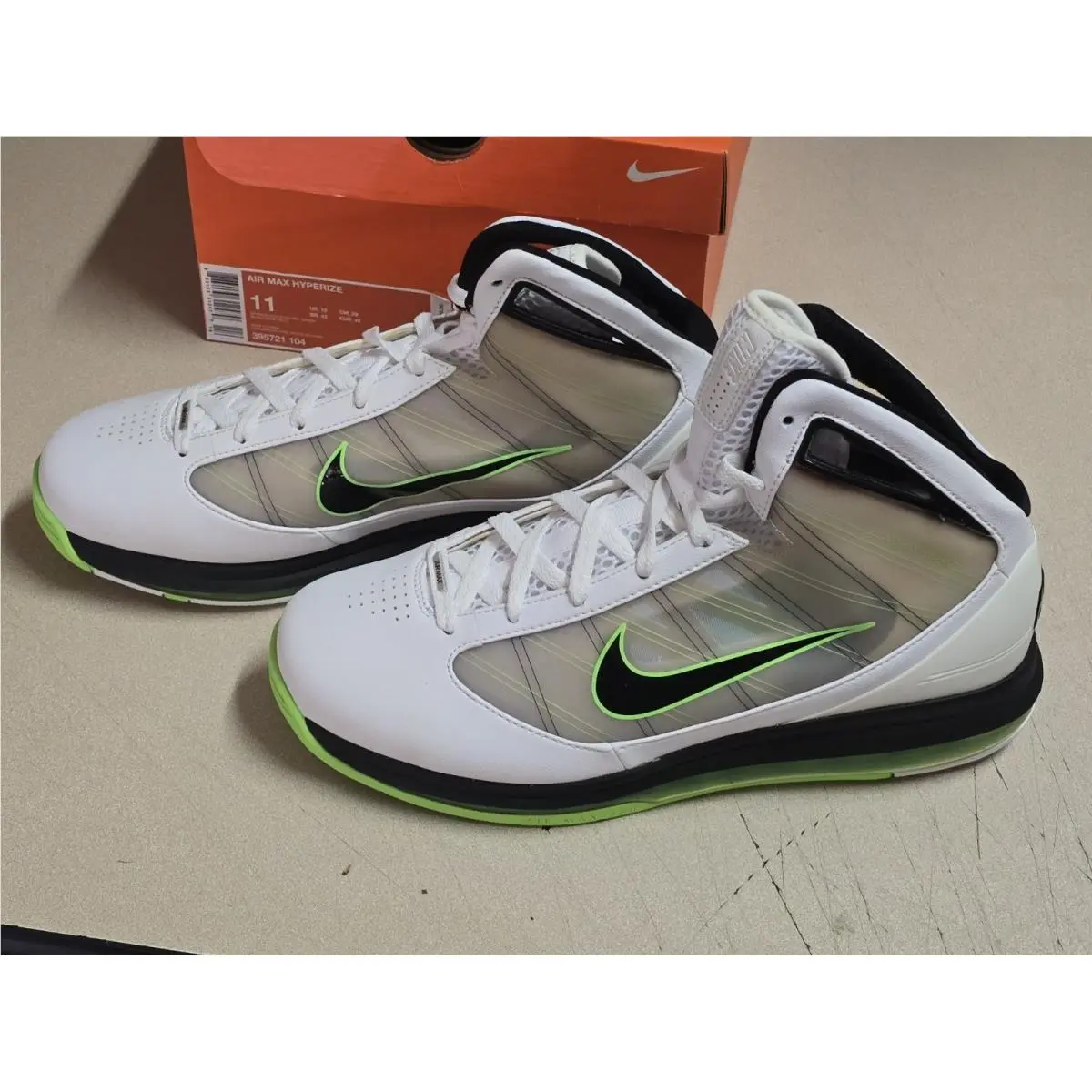 Nike shoes - 395721-104 - 395721-104 - White 3