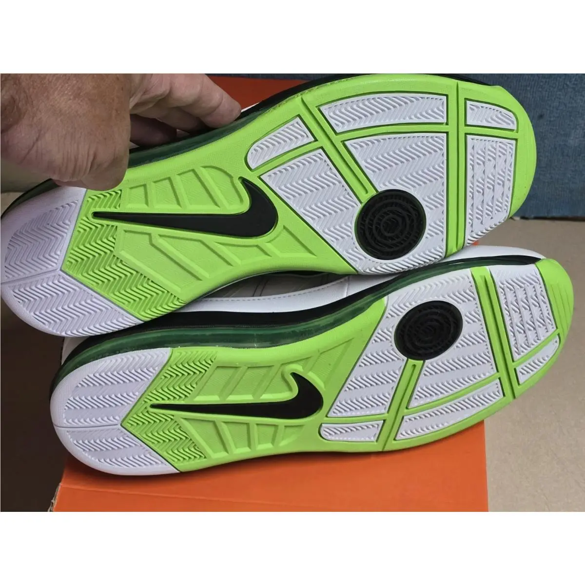 Nike shoes - 395721-104 - 395721-104 - White 5