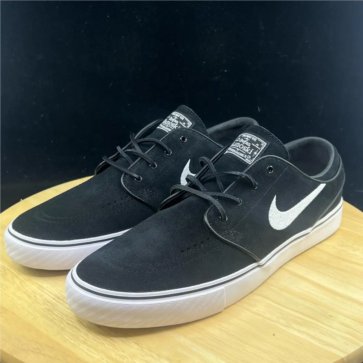 Nike shoes - Black 5