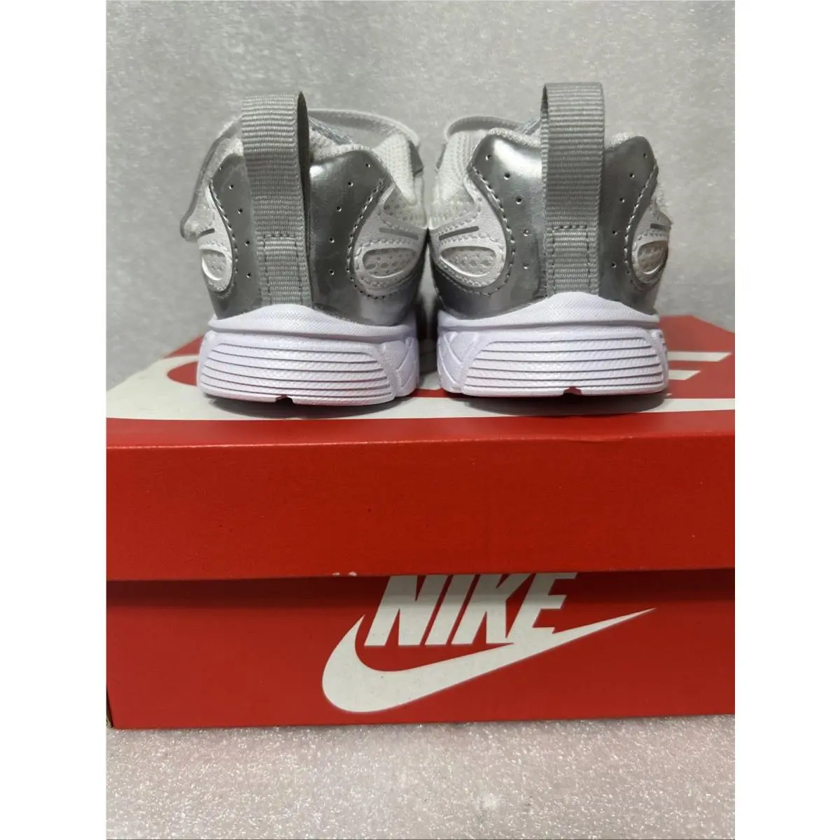 Nike shoes - Nike V5 RNR - RNR - White 3