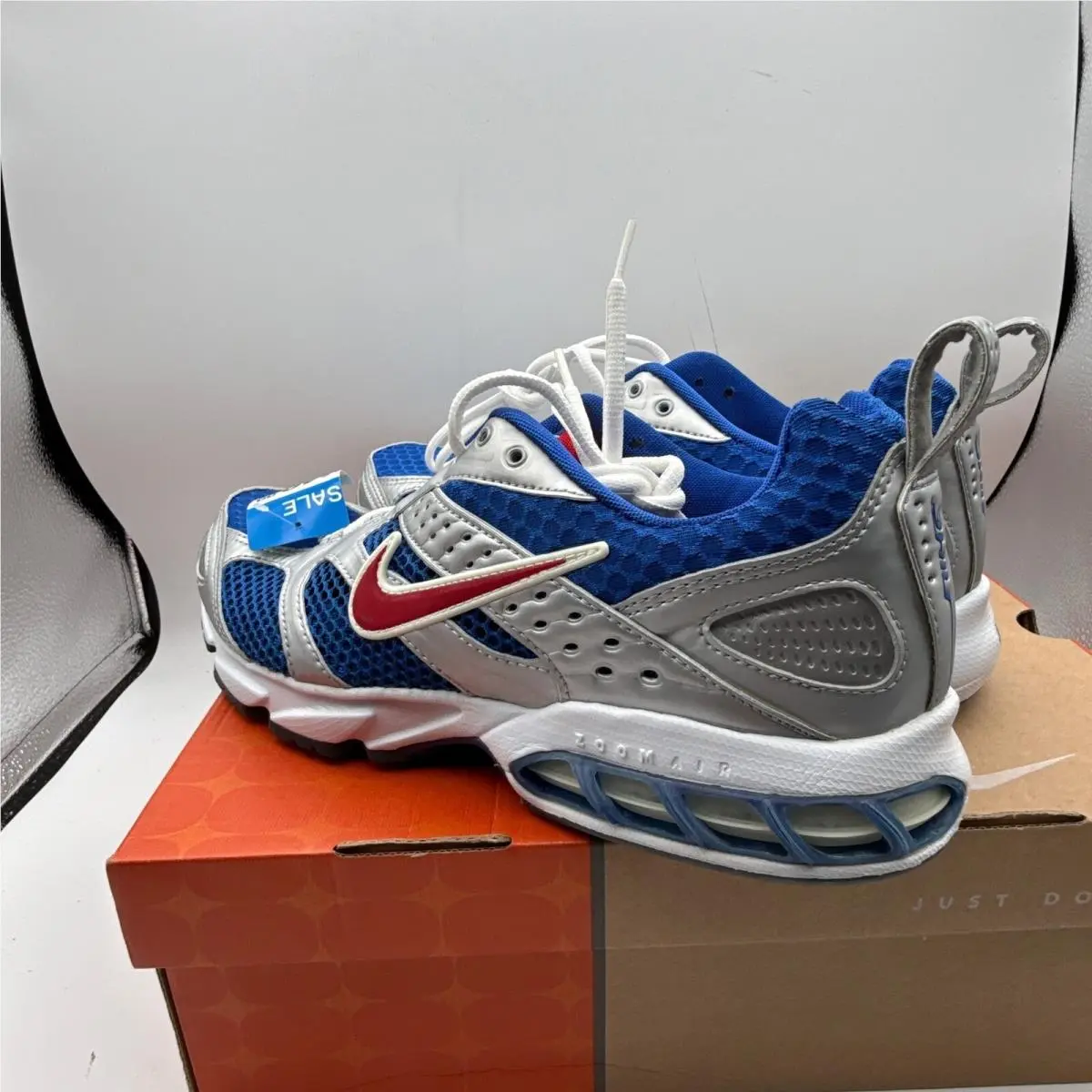 Nike shoes - Gray 3