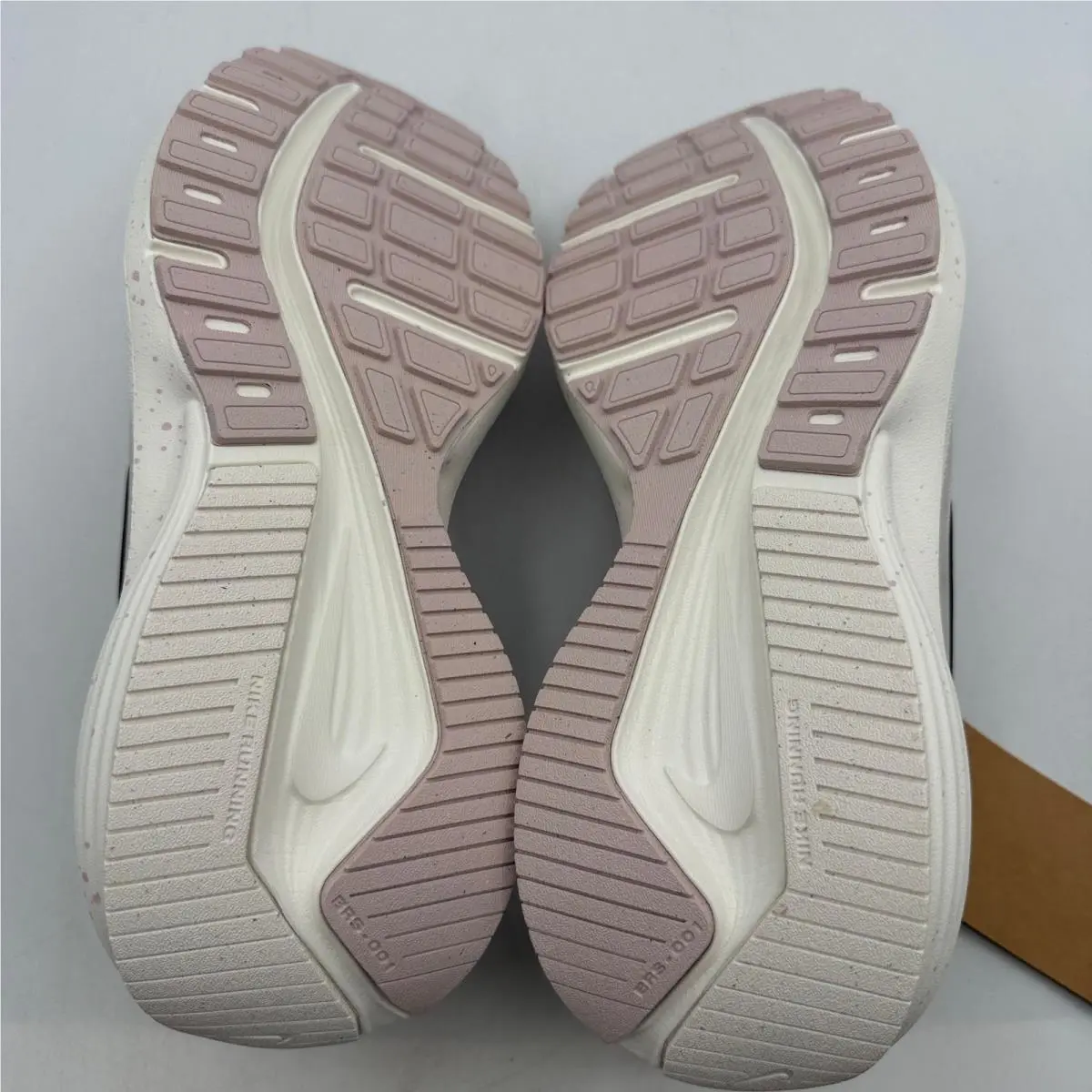 Nike shoes - Nike Downshifter 14 SE - Downshifter - Pink 4