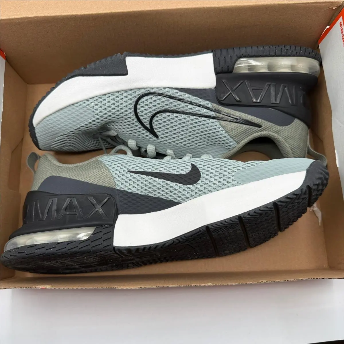 Nike shoes - Air Max Alpha Trainer 6 - Silver 3