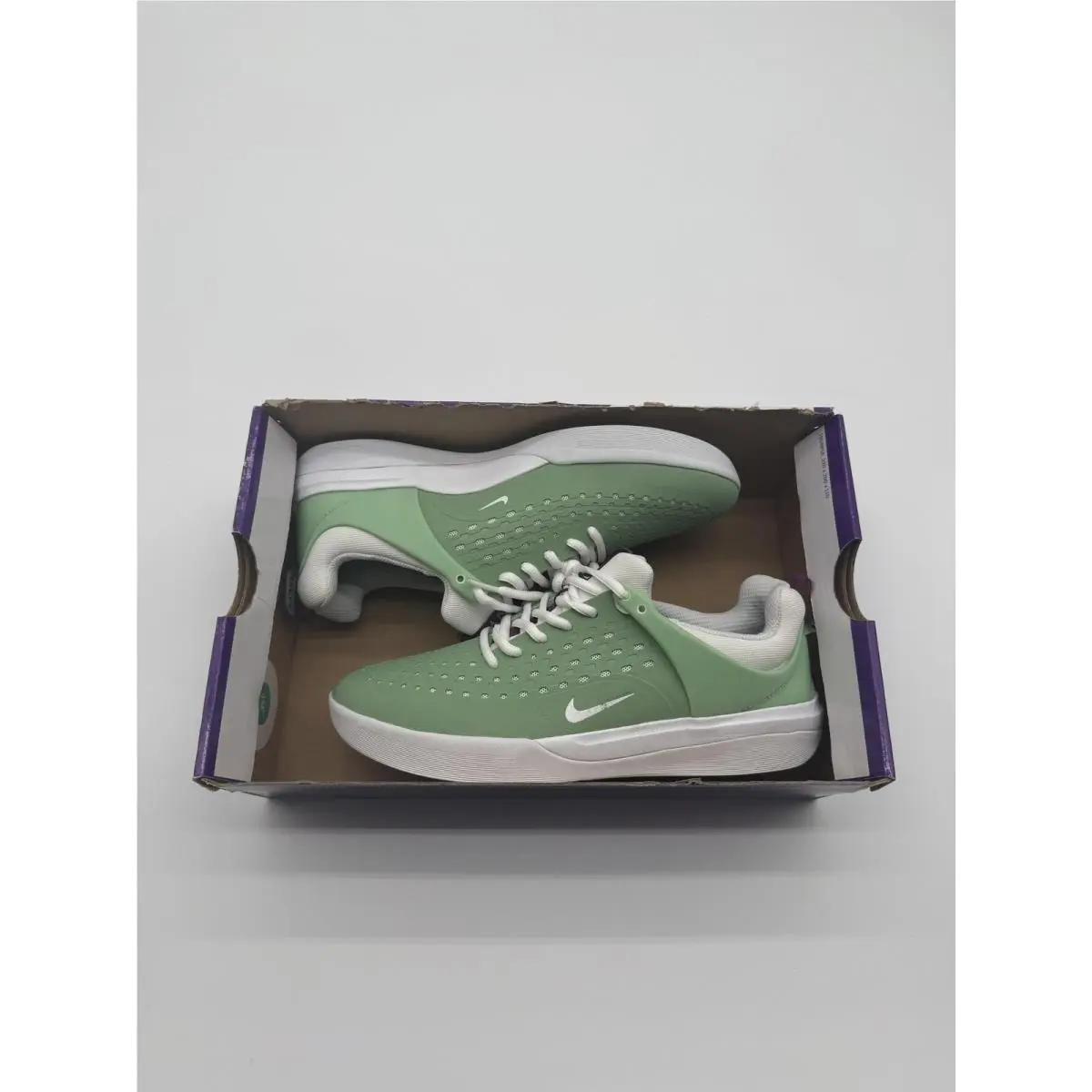 SB Zoom Nyjah 3 Shoes Mens Size 7.5 Green Skate Sneakers DJ6130 300 by Nike