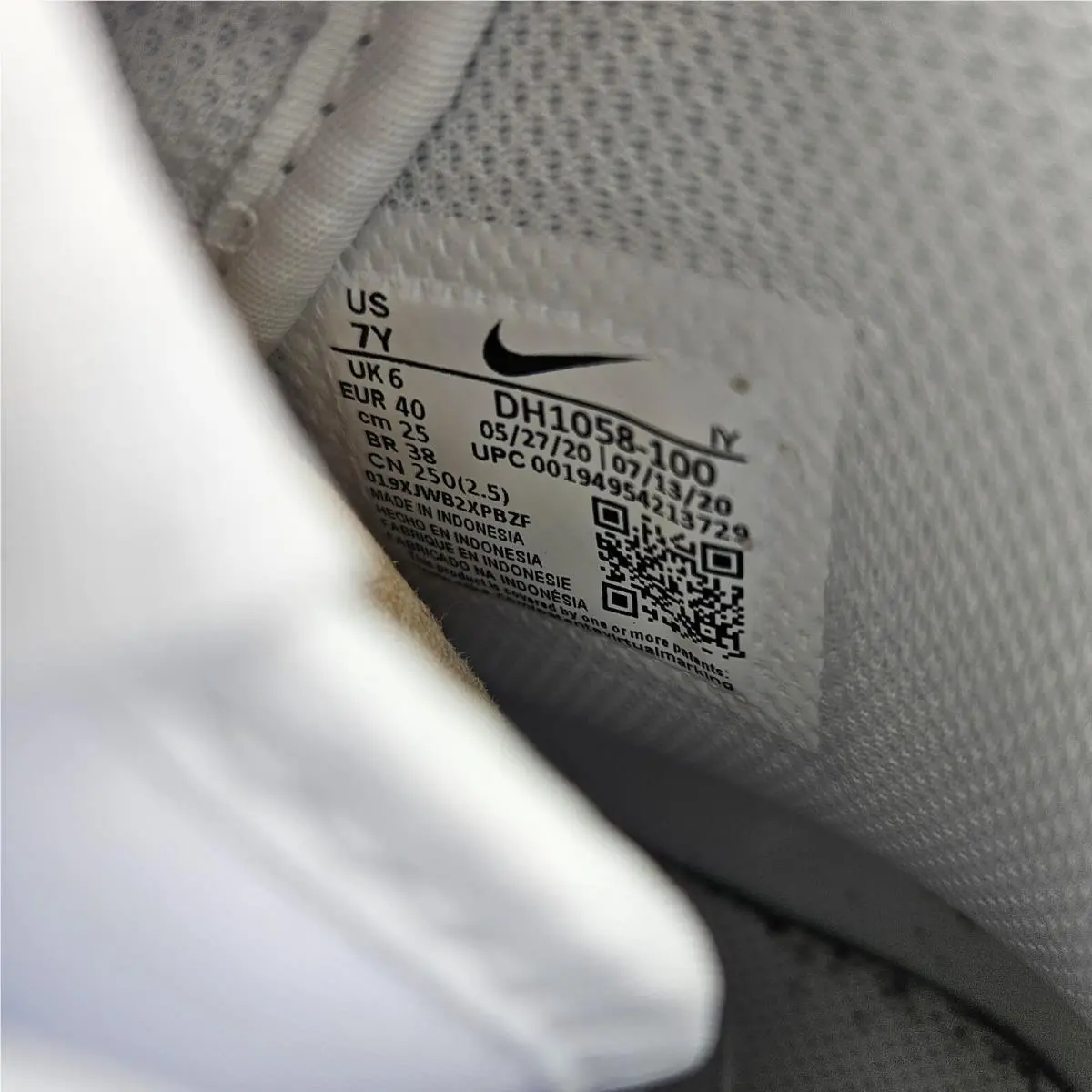 Nike shoes - Nike Air Force 1 High - White 5
