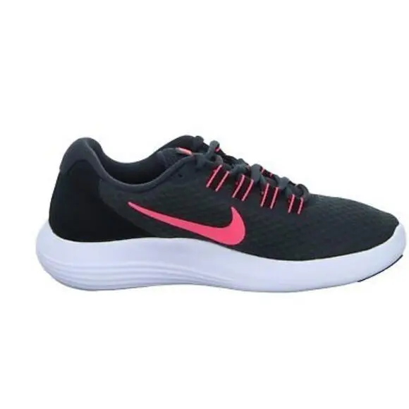 Women  Lunarconverge Size 7 Lunar Converge by Nike