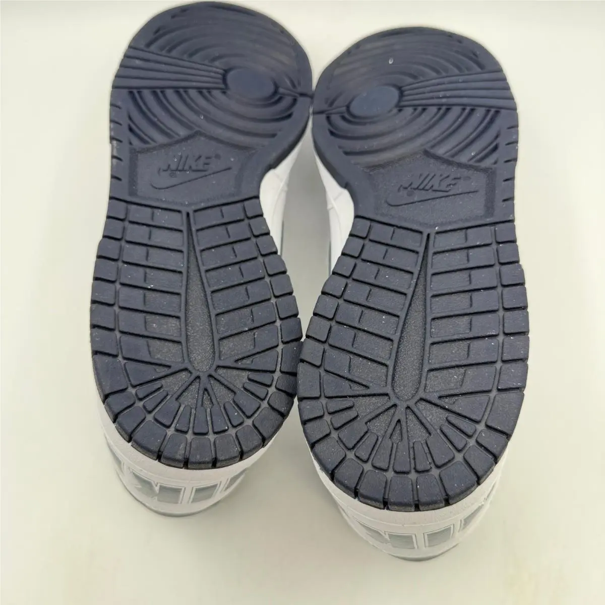 Nike shoes - Big Nike Low - Big Low - White 3