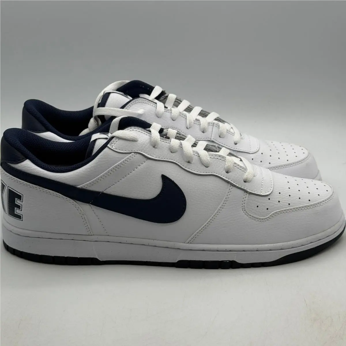 Big  Low Shoes Mens Size 14 White Midnight Navy Lifestyle 355152-140 by Nike