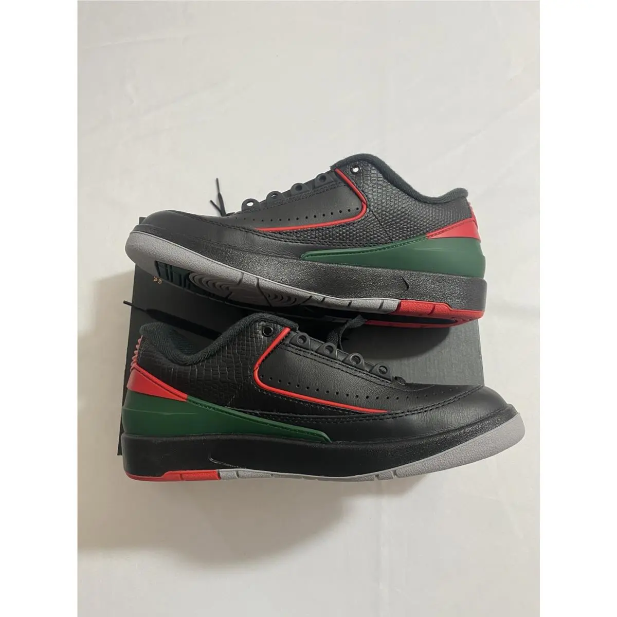 Nike shoes - Air Jordan 2 - Air - Black (UPC: 0196969135621) 2
