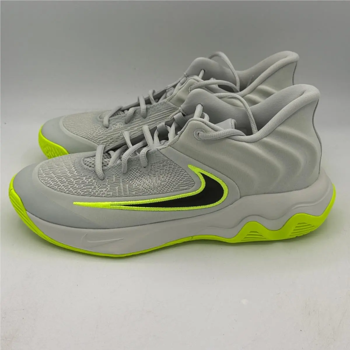 Nike shoes - Giannis Immortality 4 - Giannis Immortality - Silver 2