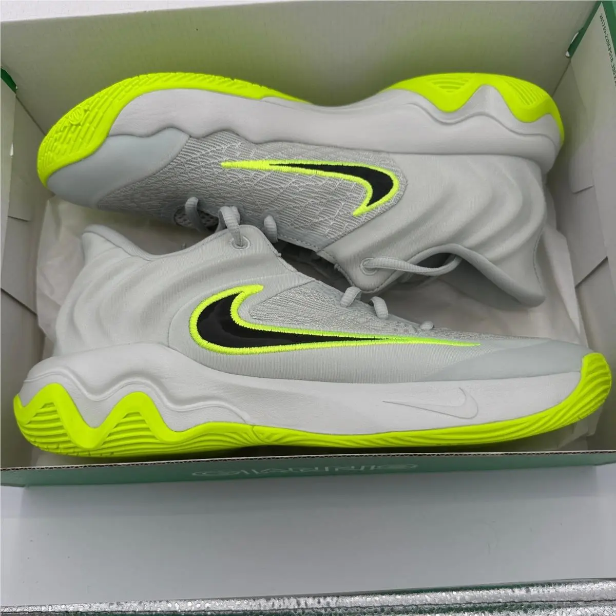Nike shoes - Giannis Immortality 4 - Giannis Immortality - Silver 5