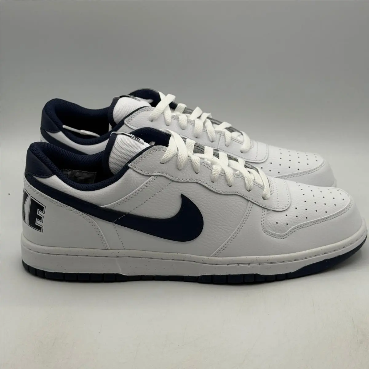Big  Low Shoes Mens Size 13 White Midnight Navy Basketball 355152-140 by Nike