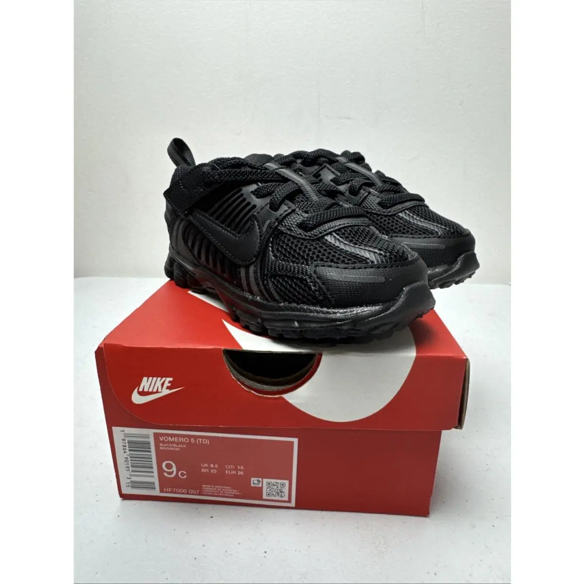 Size 9C -  Air Vomero 5 TD Running Shoes Black HF7000-007 W/box by Nike