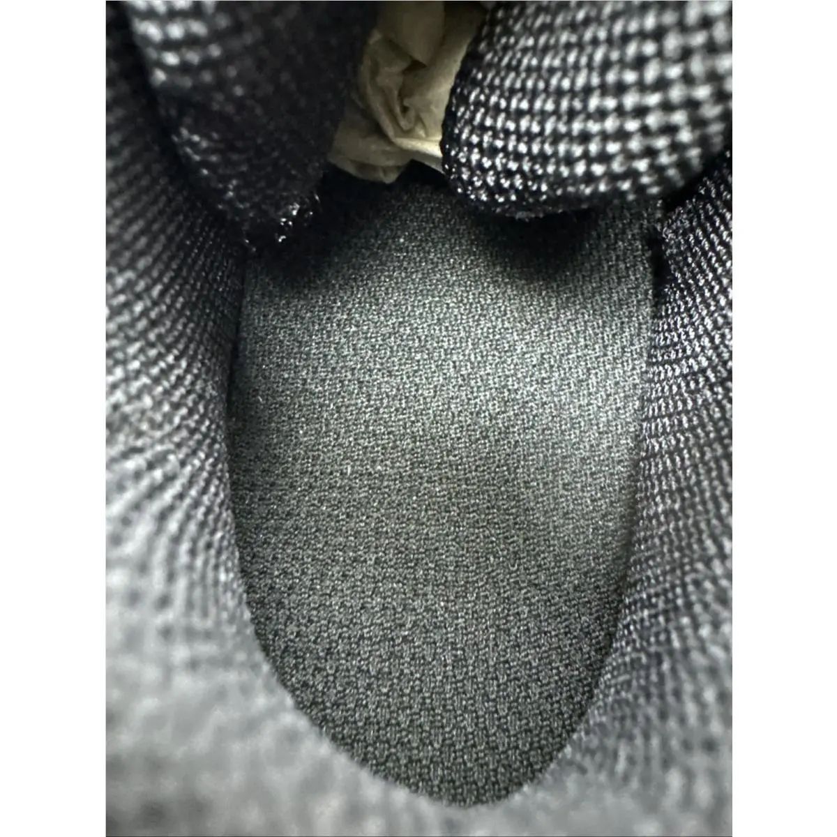Nike shoes - Black (UPC: 0197864901953) 7