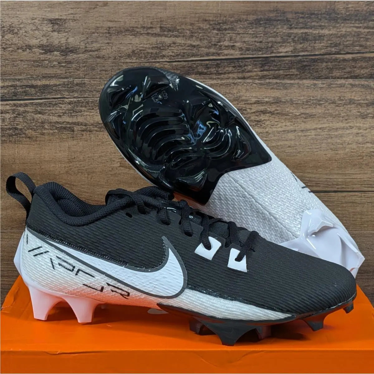 Vapor Edge Speed 360 2 Men`s 9.5 Black White Football Cleats DA5455-001 by Nike