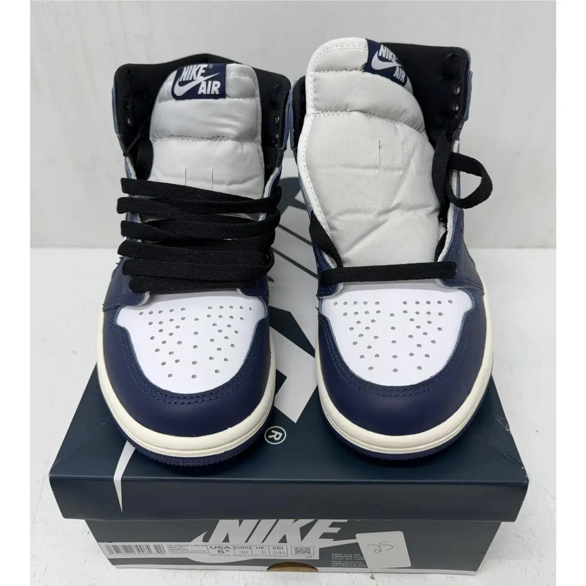 Nike shoes - AIR JORDAN 1 RETRO HIGH OG - Multi-Color (UPC: 196608236160) 2