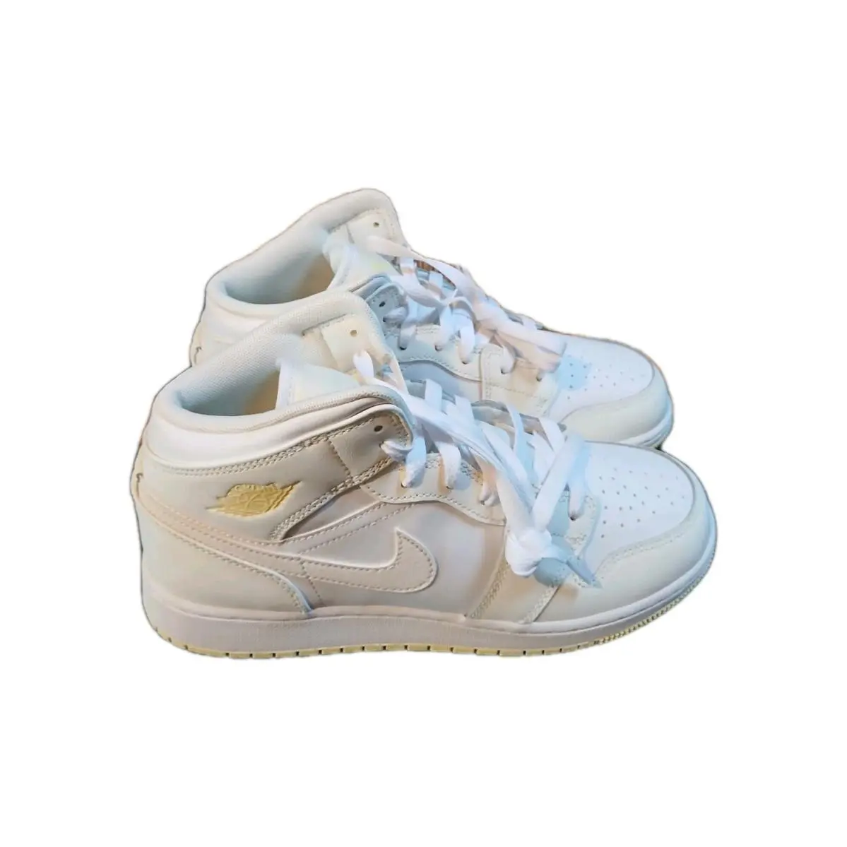 Nike shoes - Jordan Air 1 Mid GS - White 0