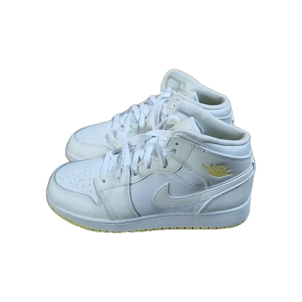 Nike shoes - Jordan Air 1 Mid GS - White 1