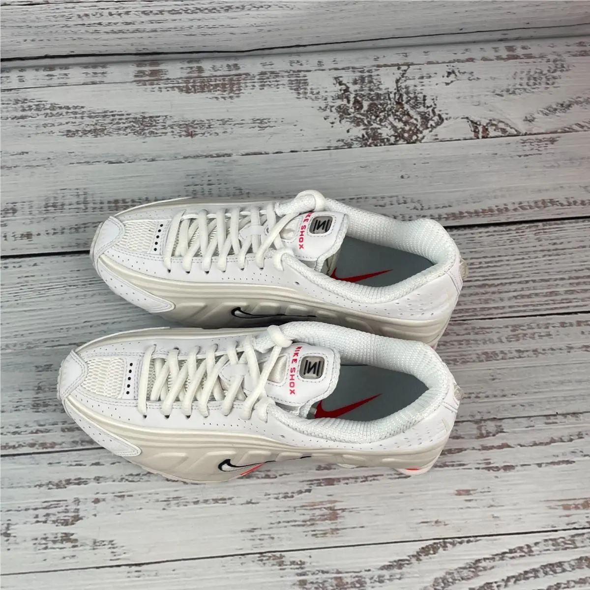Nike shoes - Nike Shox R4 - Shox - White (UPC: 197862794960) 5