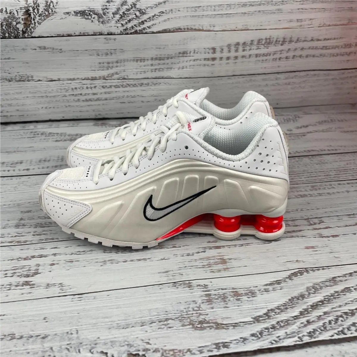 Nike shoes - Nike Shox R4 - Shox - White (UPC: 197862794960) 4