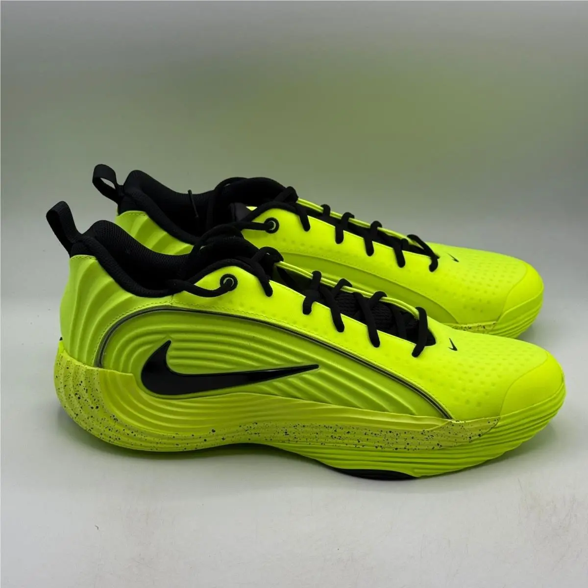 Giannis Immortality 5 Shoes Mens Size 14 Barely Volt Black IM5130 700 by Nike