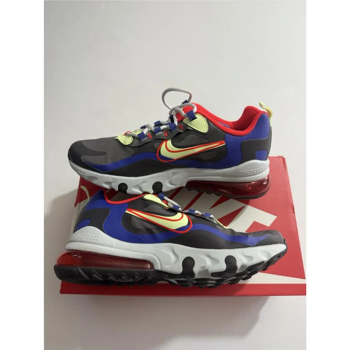 Nike shoes - Nike Air Max 270 React - Gray (UPC: 0193655323072) 2