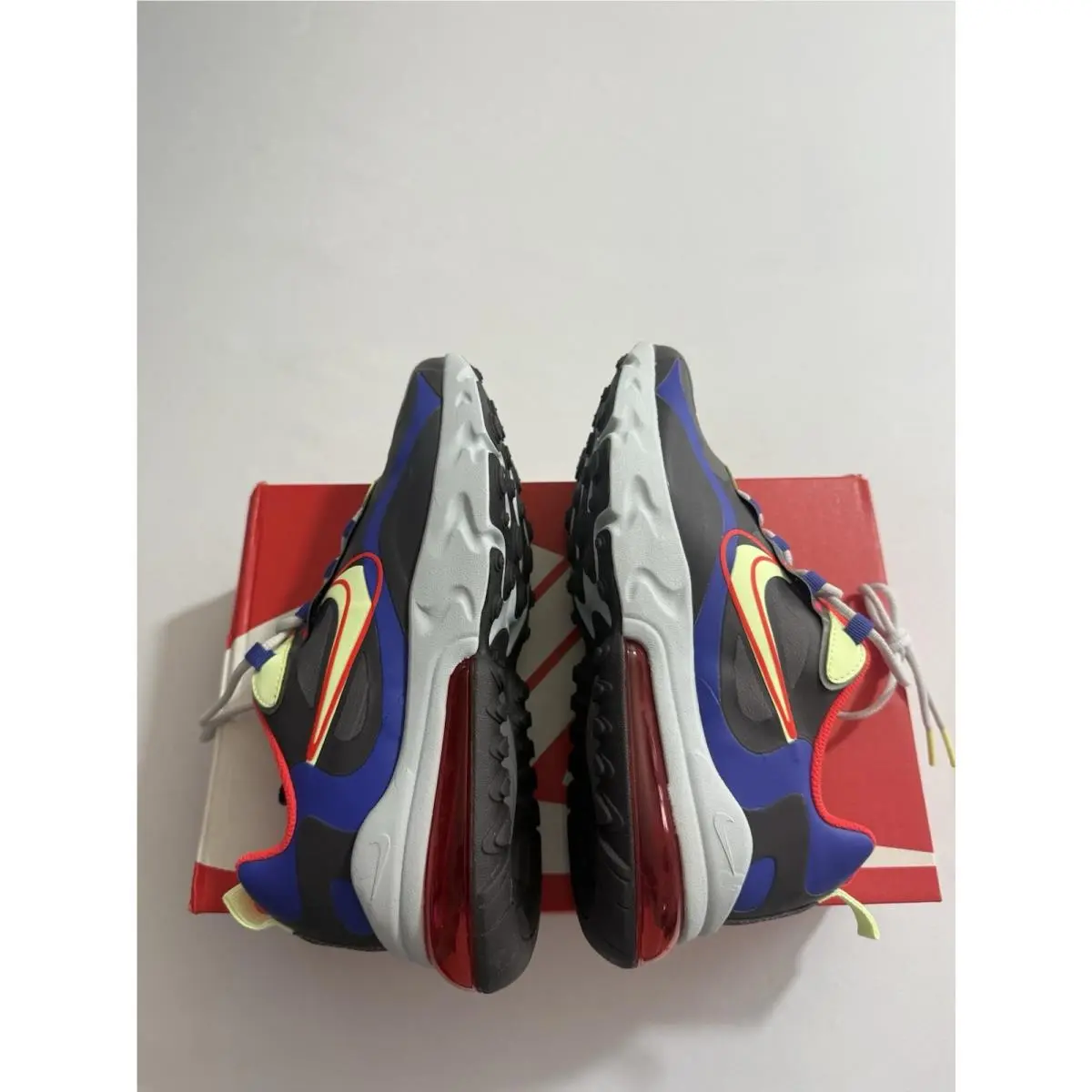 Nike shoes - Nike Air Max 270 React - Gray (UPC: 0193655323072) 3