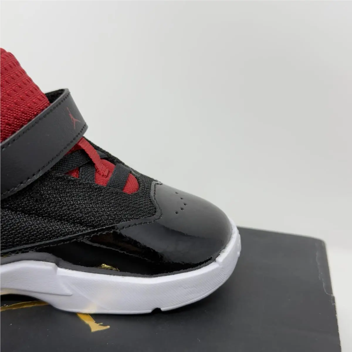 Nike shoes - Jordan Max Aura 6 - Max Aura - FQ8296 FQ8296-006 - Black/Red/White (UPC: 0197597024769) 11