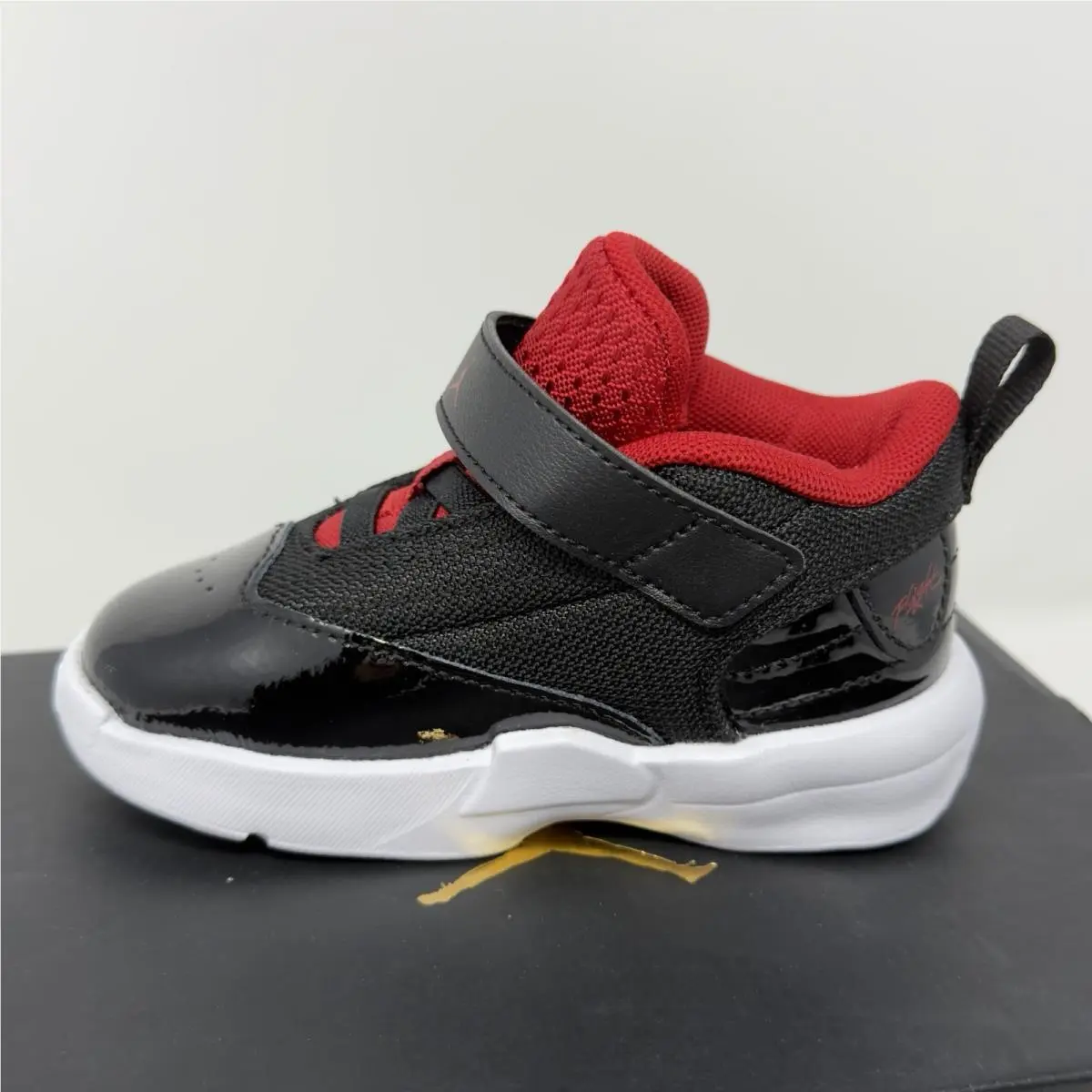 Nike shoes - Jordan Max Aura 6 - Max Aura - FQ8296 FQ8296-006 - Black/Red/White (UPC: 0197597024769) 3